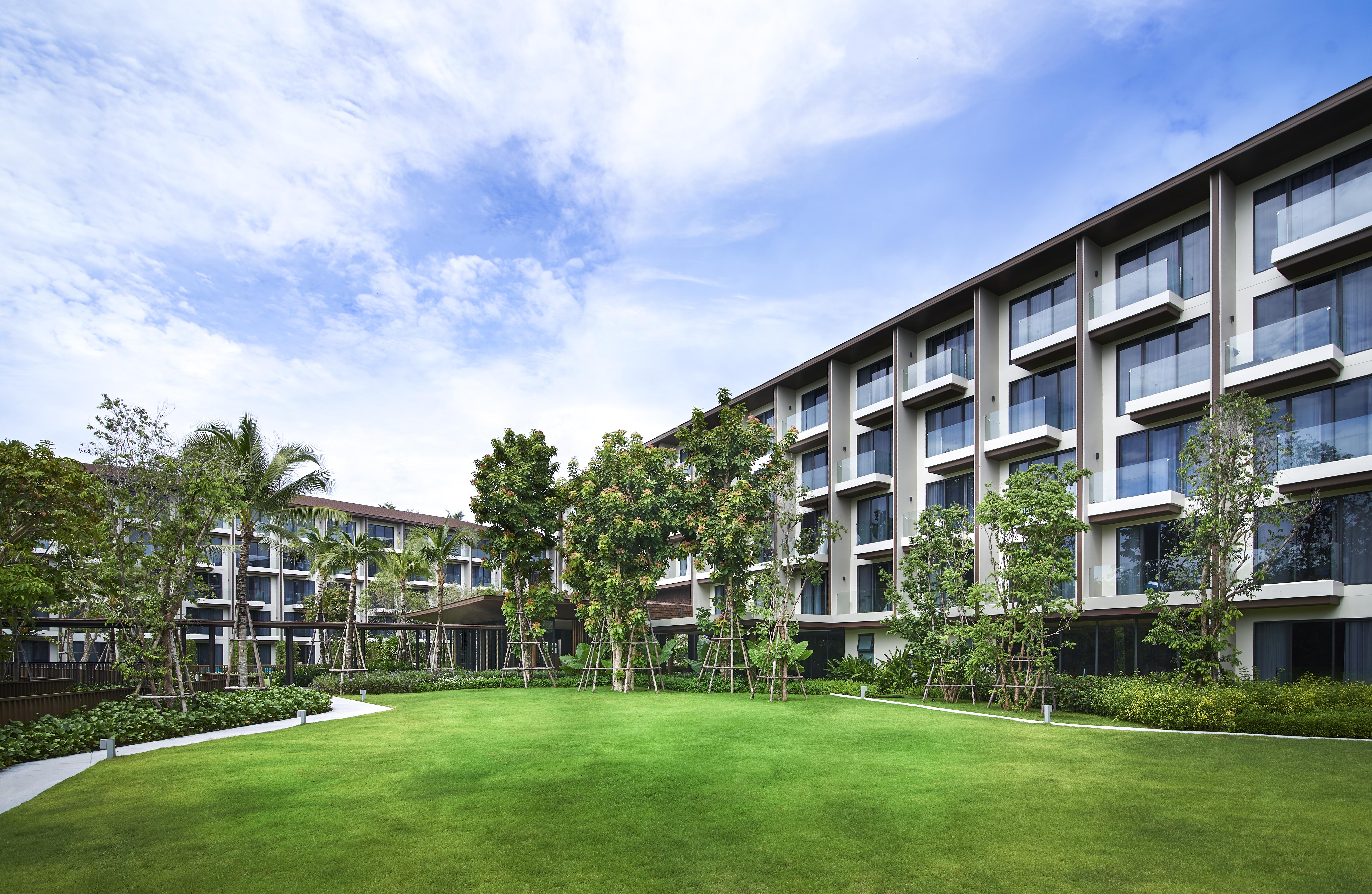 Ozo Phuket Hotel Kata Beach  Exterior photo